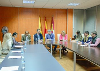 Javier Navarro se reúne con el nuevo presidente de la Asociación de Empresarios de la Comarca de Tomelloso, Enrique Sánchez