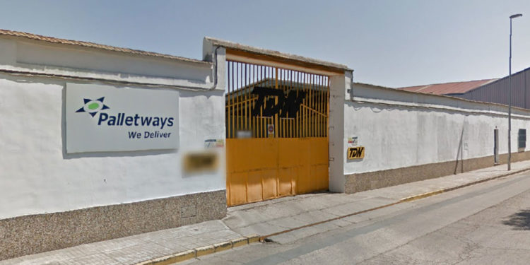 Herido un camionero de 48 años tras precipitarse desde un muelle de carga en una empresa de Tomelloso