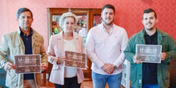 Carmen Muñoz, Mariano Martínez y la Hermandad de San Antón ganadores del IV Concurso Local de Cruces de Mayo de Tomelloso