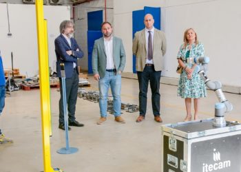 Javier Navarro visita el Centro Tecnológico del Metal de Castilla-La Mancha en Tomelloso