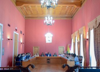 El pleno aprueba por unanimidad la moción del equipo de gobierno que pide a la Junta de Castilla-La Mancha la financiación de la educación de 0 a 3 años