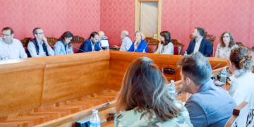 Celebrado el sorteo de las mesas de las Elecciones al Parlamento Europeo del próximo 9 de junio en Tomelloso. ¿Cuándo sabrás si te ha tocado estar en una?