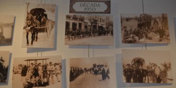 Ampliada una semana más, hasta el 19 de mayo, la exposición fotográfica del ochenta aniversario de la Romería de Tomelloso