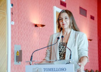 Rocío Valentín: “Con cabeza, corazón y constancia y trabajando con dedicación y esfuerzo, continuamos avanzando al servicio de los ciudadanos”