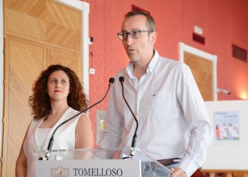 Tomelloso acoge su primer “Paseo de la Salud” organizado por el Colegio de Farmacéuticos en colaboración con el Ayuntamiento.