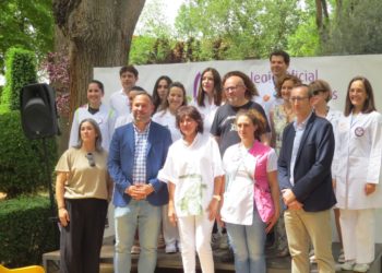 El Colegio de Farmacéuticos celebra su 125 aniversario con un Paseo de la Salud situado en el Parque de la Constitución de Tomelloso