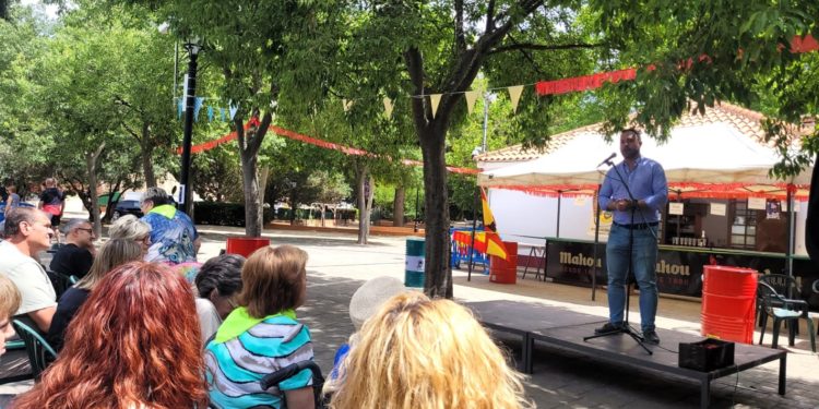 Javier Navarro inaugura las fiestas del Barrio de San Juan de Tomelloso