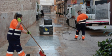 En marcha el Plan de Limpieza Intensiva de Zonas Peatonales (PLIZP) de Tomelloso