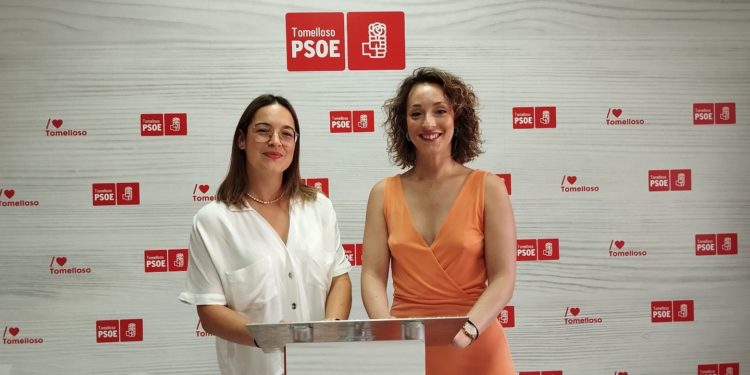 El PSOE de Tomelloso critica «la cesión de Javier Navarro ante VOX tras el adiós al reconocimiento de la violencia de género y recortar ayudas sociales»