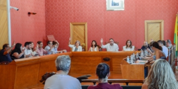 El pleno del Ayuntamiento de Tomelloso rechaza por unanimidad “los acuerdos políticos que priorizan la independencia de un territorio sobre la igualdad de todos los ciudadanos”