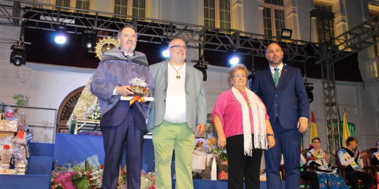 El pregón de Bieito Rubido invitando a «respetar las tradiciones con alegría» en la LVIII Fiesta de la Vendimia da comienzo a la Feria y Fiestas de Tomelloso 2024