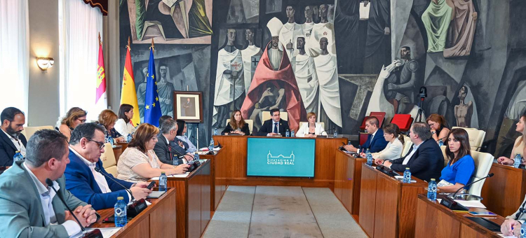 La Diputación de Ciudad Real aprueba actuaciones en 37 pueblos y ayudas al deporte, la cultura y la promoción económica por 1.060.000 euros