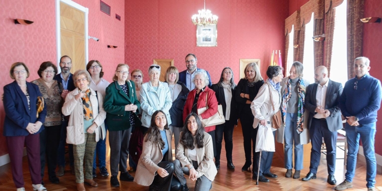 El Ayuntamiento de Tomelloso conmemora el Día Mundial contra el Cáncer del Mama con la lectura de un manifiesto