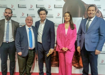Sandra Golpe, Millán Salcedo o Pepe Rodríguez, entre los premiados solidarios de la DO La Mancha en una gala con presencia tomellosera