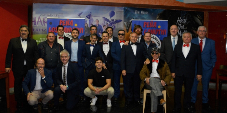 La peña «Los Canuthi» estrena su tradicional anuncio de la Lotería de Navidad en los Cines La Dehesa de Tomelloso