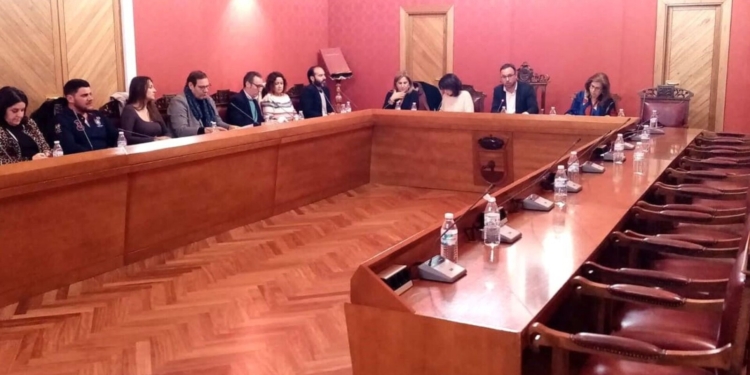 El PSOE cree que «el pleno del Ayuntamiento de Tomelloso se ha convertido en un circo político del Partido Popular»