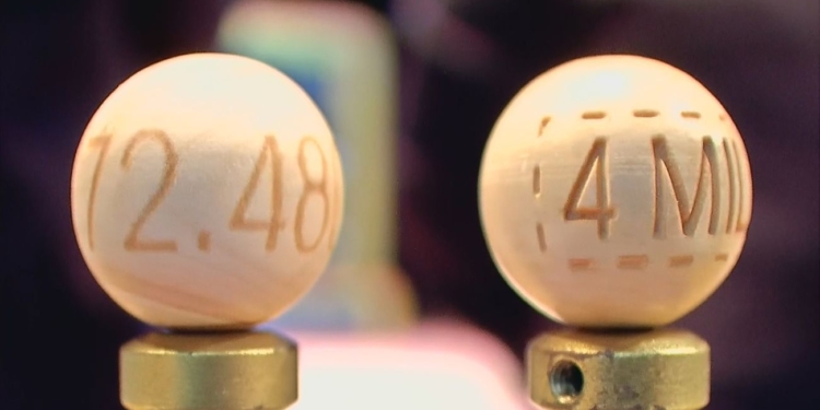 El 72.480, el gordo del Sorteo de Navidad 2024, pasa de largo por Castilla-La Mancha y cae íntegramente en Logroño