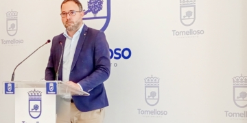 Javier Navarro lamenta que el pleno de este miércoles sufriera un nuevo abandono del grupo socialista