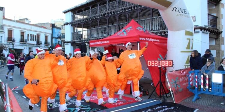 Más de 570 corredores participan en la IV San Silvestre de Tomelloso donde Carlos Martín e Irene Ruiz repiten como ganadores
