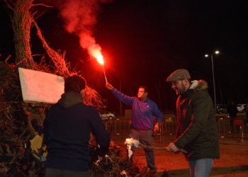 Recorremos en imágenes las espectaculares hogueras encendidas durante la celebración de San Antón en Tomelloso