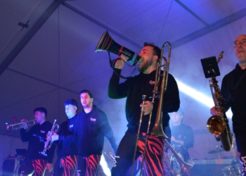 «Los Desmadraos» de Pozuelo de Calatrava se alzan con el primer premio del Concurso de Charangas del Carnaval de Tomelloso