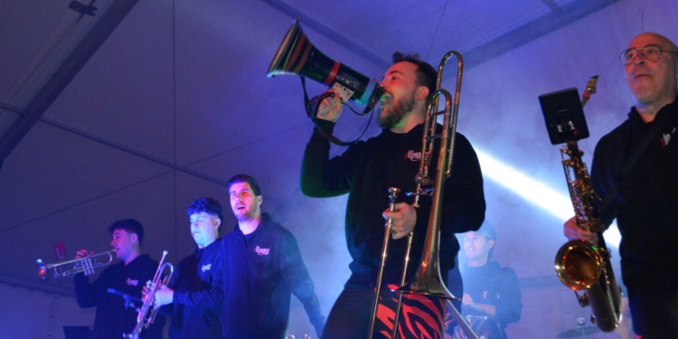 «Los Desmadraos» de Pozuelo de Calatrava se alzan con el primer premio del Concurso de Charangas del Carnaval de Tomelloso