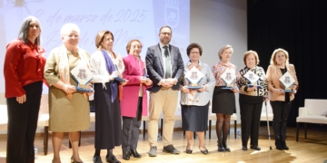 Las trabajadoras del Instituto Eladio Cabañero reciben el título de «Terreras 2025» en el Día de la Mujer