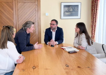 Javier Navarro y la Asociación de Empresarios de la Comarca de Tomelloso perfilan su nuevo convenio de colaboración