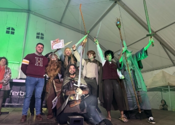 «Tiriti Tiriti Tram Tram», «Don y Doña Robóticos» y «La Comunidad del Anillo», ganadores del Concurso de Máscara Espontánea del Carnaval de Tomelloso