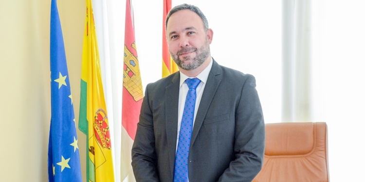 Javier Navarro anuncia la estabilización económica del Ayuntamiento de Tomelloso