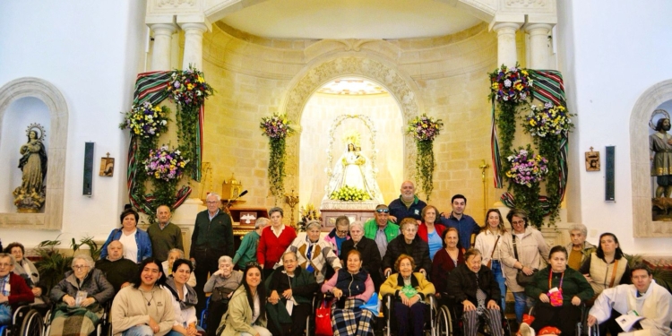 Los mayores de Fundación Elder y Residencia San Víctor asisten a la oración mariana en el Santuario de Pinilla por la Romería 2025
