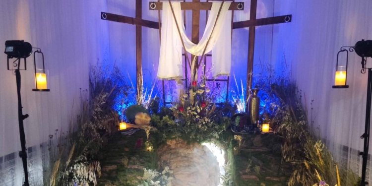 Mariano Martínez logra el primer premio del V Concurso Local de Cruces de Mayo de Tomelloso