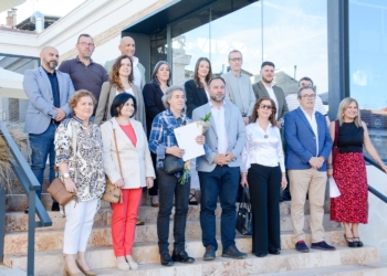 El Ayuntamiento de Tomelloso homenajea a sus trabajadores jubilados en un emotivo acto