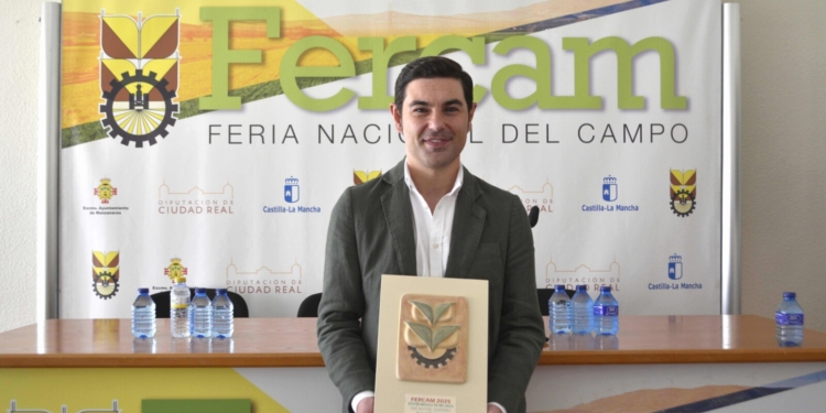 José Manuel Sampedro, director de Tomelloso Hoy, Premio Periodismo Agrario FERCAM de ASAJA Ciudad Real 2025