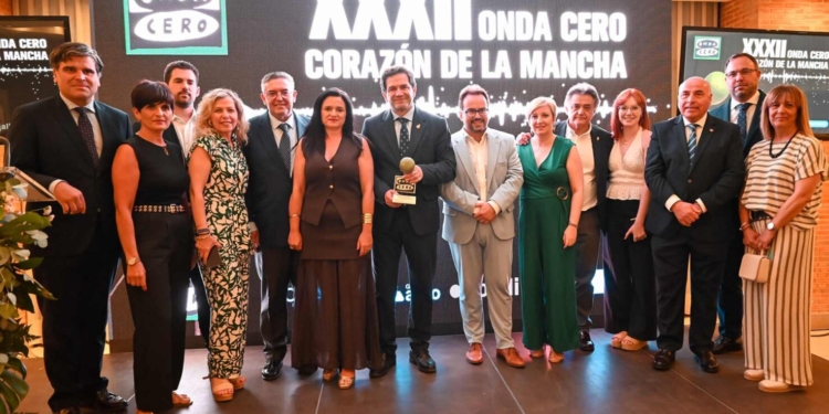 Premian la edición de FENAVIN 2025 como símbolo de proyección internacional del sector vitivinícola de la provincia de Ciudad Real