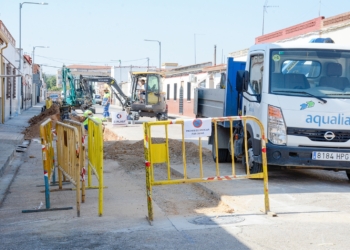 Comienzan las obras de renovación del colector principal en la calle Zaragoza de Tomelloso