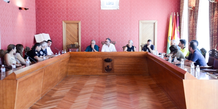 La Junta Local de Seguridad analiza el dispositivo especial que se pondrá en marcha con motivo de la Feria y Fiestas de Tomelloso 2025