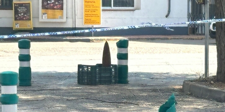 Interceptado un varón cuando caminaba con un proyectil de la Guerra Civil en un carrito de supermercado por las calles de Tomelloso