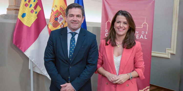 La vicepresidenta de la Diputación de Ciudad Real, María Jesús Pelayo, nueva presidenta del Consejo de Administración del periódico Lanza