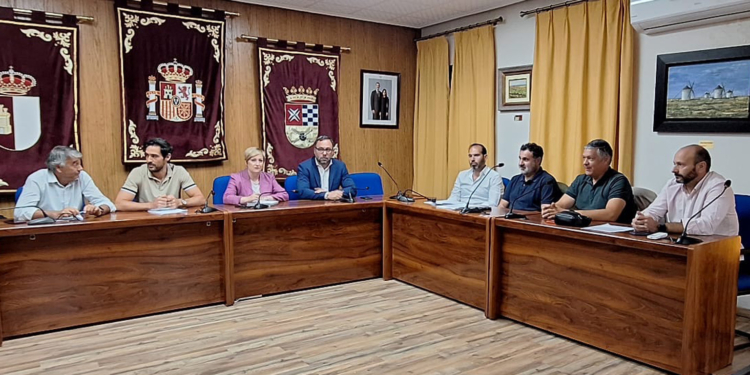 Tomelloso y Argamasilla de Alba consensúan una petición conjunta a la Junta ante la situación de alerta en el pantano de Peñarroya