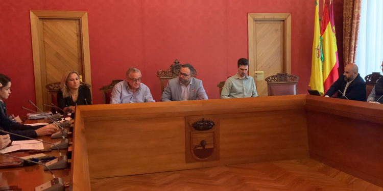 El pleno aprueba por unanimidad la aceptación de la ayuda de fondos europeos FEDER para la ejecución del Plan “Tomelloso, orígenes y futuro”