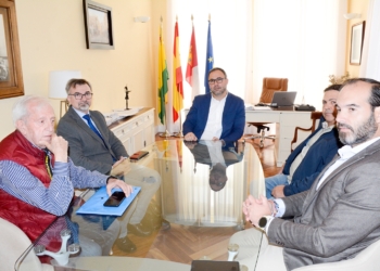 El alcalde se reúne con el Casino Tomelloso dentro de la ronda informativa sobre la planta de biometano