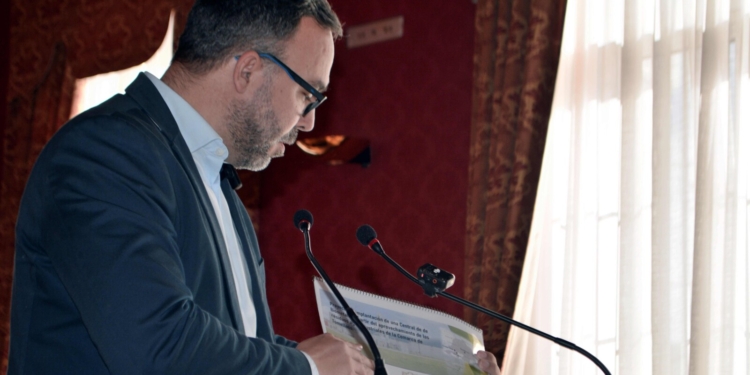 Javier Navarro: “El anterior equipo de gobierno planteó una central de biometano tres veces mayor que la propuesta ahora»