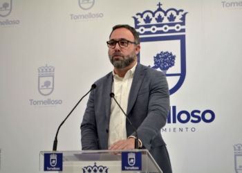 Javier Navarro exige al gobierno regional que dote al Hospital General de Tomelloso con la unidad de hemodiálisis prometida
