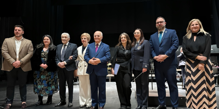 El pregón de Luis Perales abre la Semana Santa de Tomelloso 2026 y reconoce a Andrés Díaz como Hermano de Honor