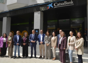 CaixaBank inaugura en Tomelloso su nueva oficina con un modelo más innovador y accesible