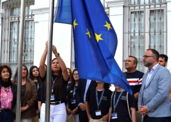 Alumnos del IES García Pavón reclaman más apoyo a la agricultura en un debate por el Día de Europa en el Ayuntamiento de Tomelloso