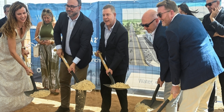 Whitewater acelera su expansión con una nueva planta en Tomelloso en la que creará más de 120 empleos