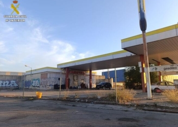 Cae una red de distribución de estupefacientes que operaba desde una vivienda y una gasolinera abandonada en Tomelloso