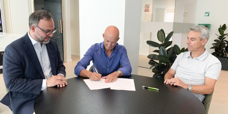 OGAR Hotels, de Grupo ANRO, firma un convenio con el ayuntamiento para dar nombre a la 10K Ciudad de Tomelloso como patrocinador principal